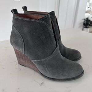 Lucky Brand Dark Gray Suede Women's Wedge Booties, Size 8.5